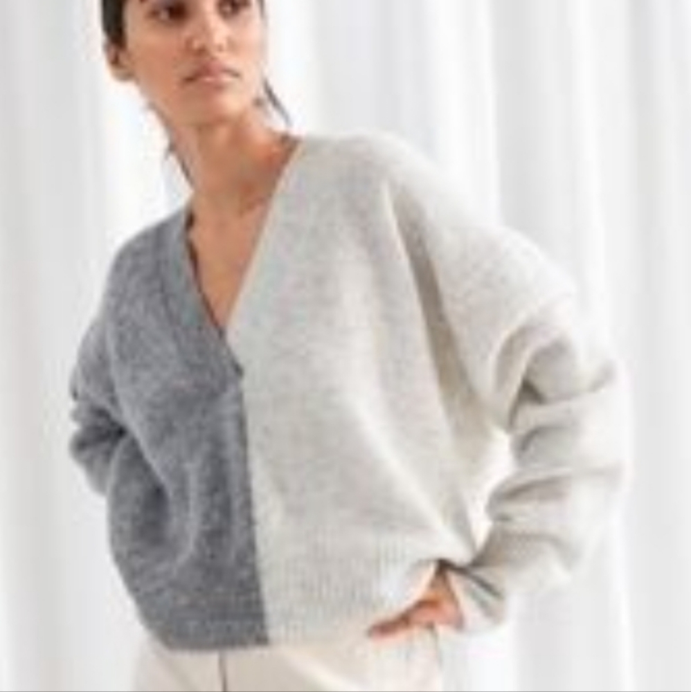 & Other Stories Two-Tone V-Neck Sweater in Light Gray and Dark Gray